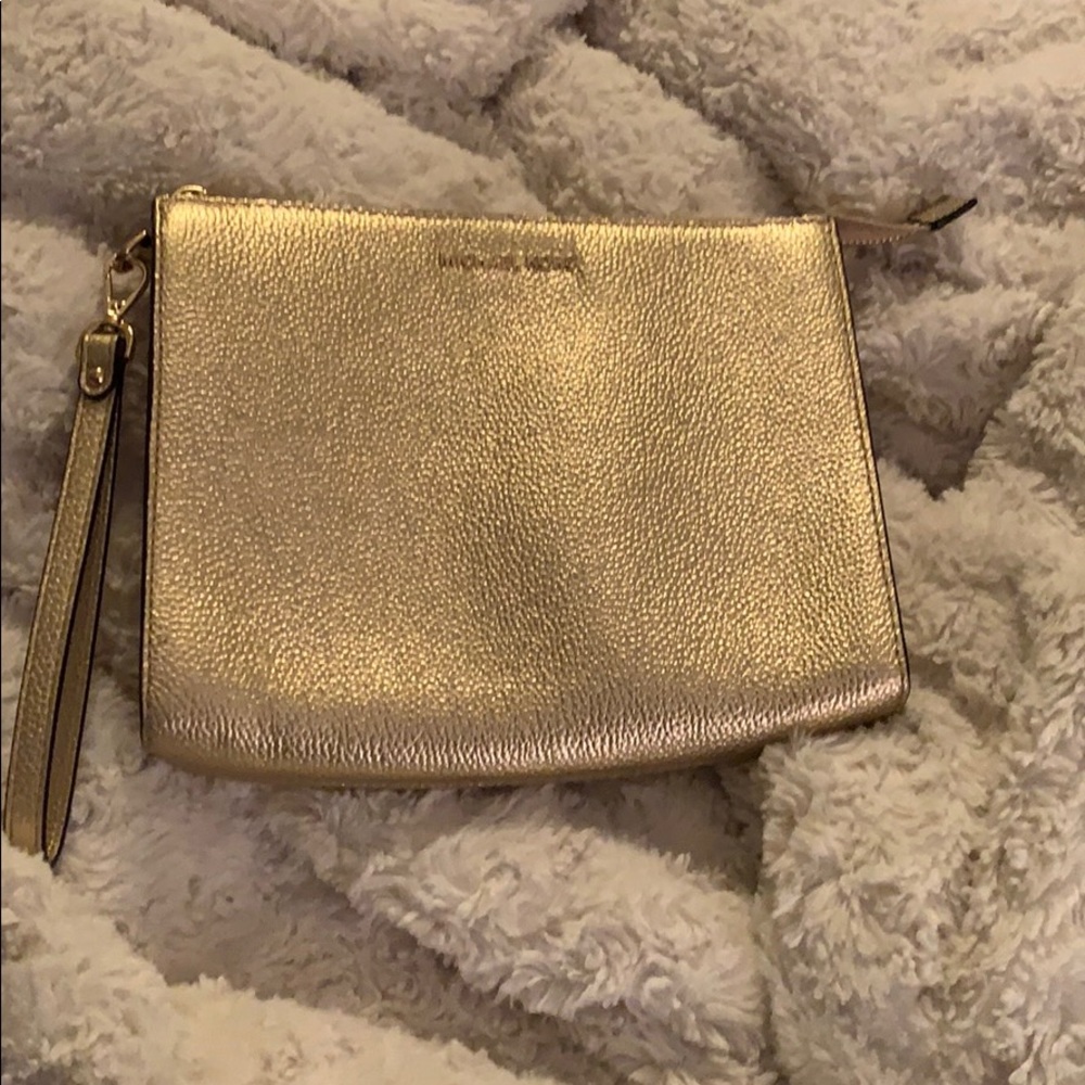 Gold like new Wristlet!!